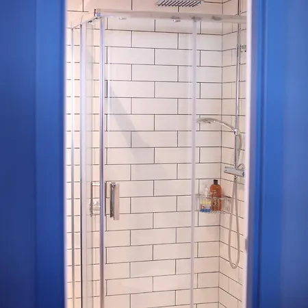 Maestro Damian, Moderna Vivienda Turistica A Estrenar En