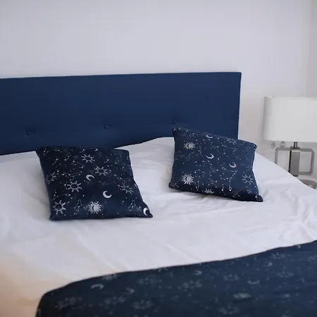 Maestro Damián, Moderna Vivienda Turística A Estrenar En * Bilbau