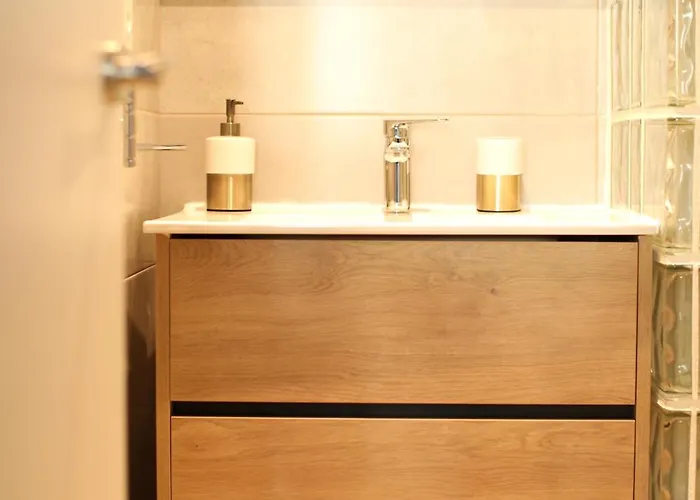 Apartamento Maestro Damián, Moderna Vivienda Turística A Estrenar En Bilbao