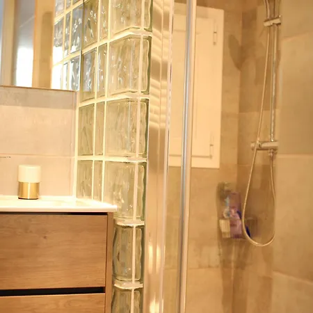 Maestro Damian, Moderna Vivienda Turistica A Estrenar En 아파트 *